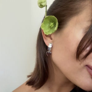 Серебряные серьги с янтарём E9202RV