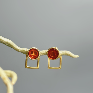 Серебряные серьги с янтарём E9188ZK Серебряные серьги с янтарём E9188ZK