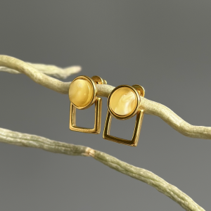 Серебряные серьги с янтарём E9188ZM Серебряные серьги с янтарём E9188ZM