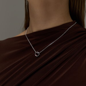 Колье серебряное с янтарём N9279RV Колье серебряное с янтарём N9279RV