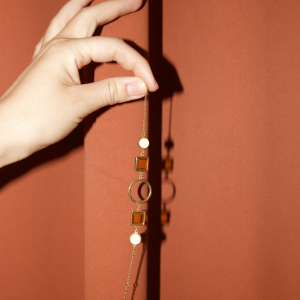 Браслет серебряный с янтарём W9077ZO