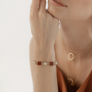 Браслет серебряный с янтарём W9092ZO Браслет серебряный с янтарём W9092ZO