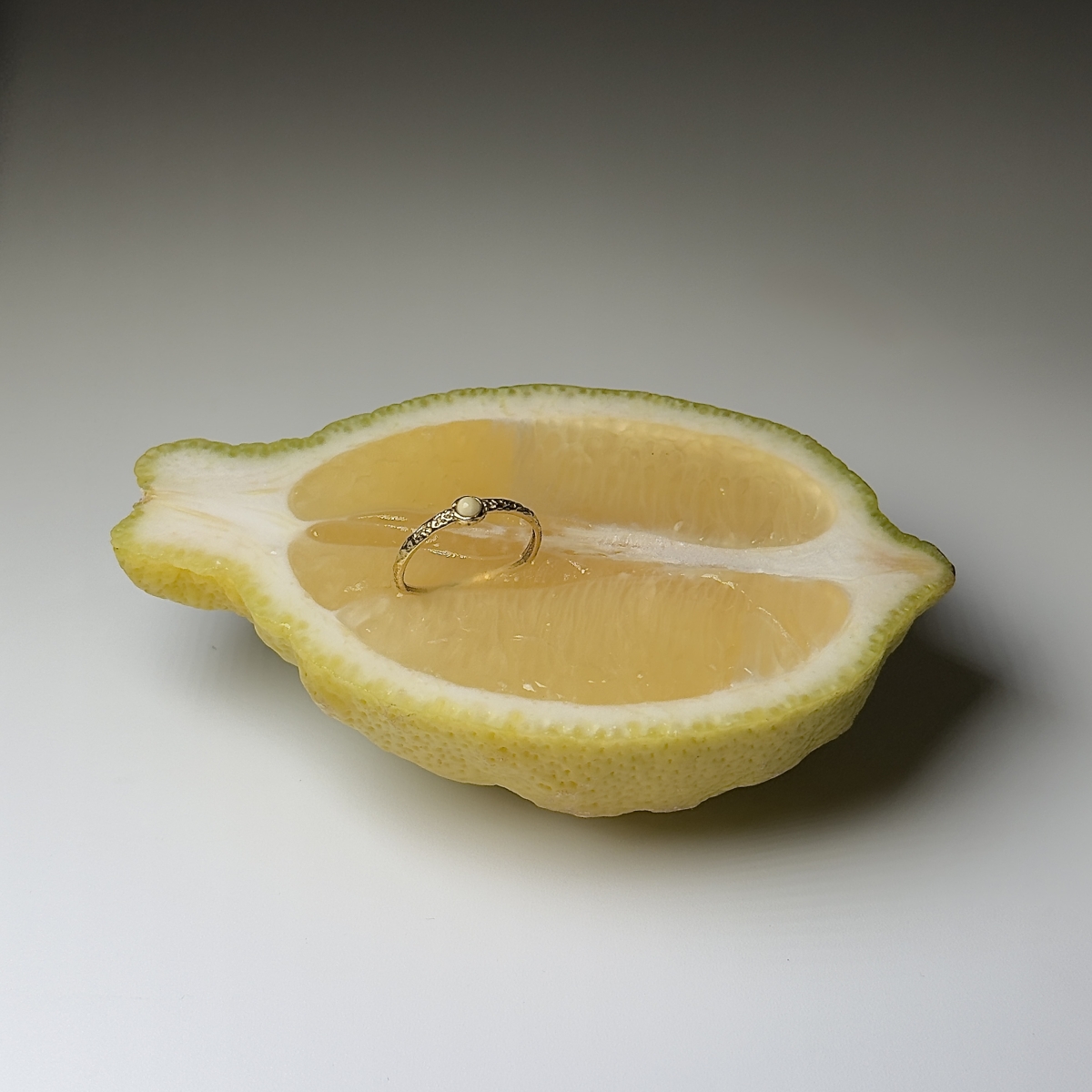 Кольцо серебряное с янтарём R20001ZM