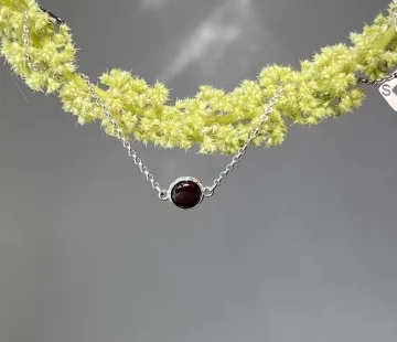 Колье серебряное с янтарём N20002RV Колье серебряное с янтарём N20002RV