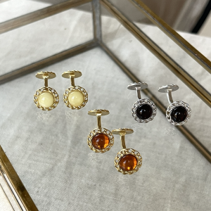 Запонки серебряные с янтарём C20012RV Запонки серебряные с янтарём C20012RV