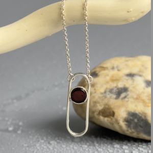 Колье серебряное с янтарём N21038RV Колье серебряное с янтарём N21038RV