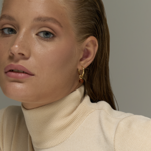 Серебряные серьги с янтарём E27037ZK