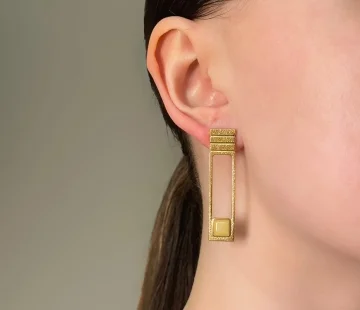 Серебряные серьги с янтарём E21049ZM