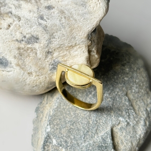 Кольцо серебряное с янтарём R20047ZM