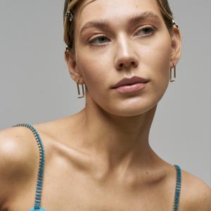 Серебряные серьги E5026O