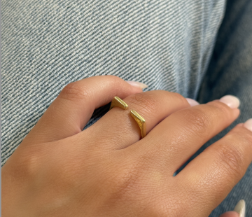 Silver ring with amber R5020Z Silver ring with amber R5020Z