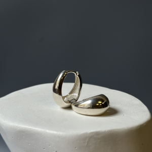 Серебряные серьги E5021R