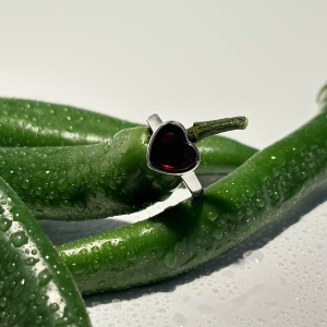 Кольцо серебряное с янтарём R9168SV