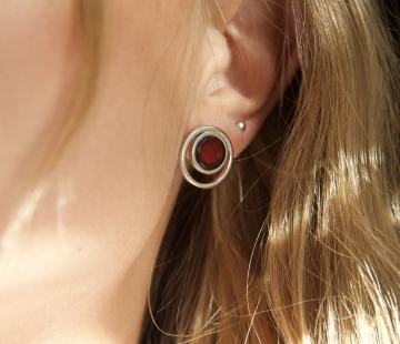 Серебряные серьги с янтарём E9171SV