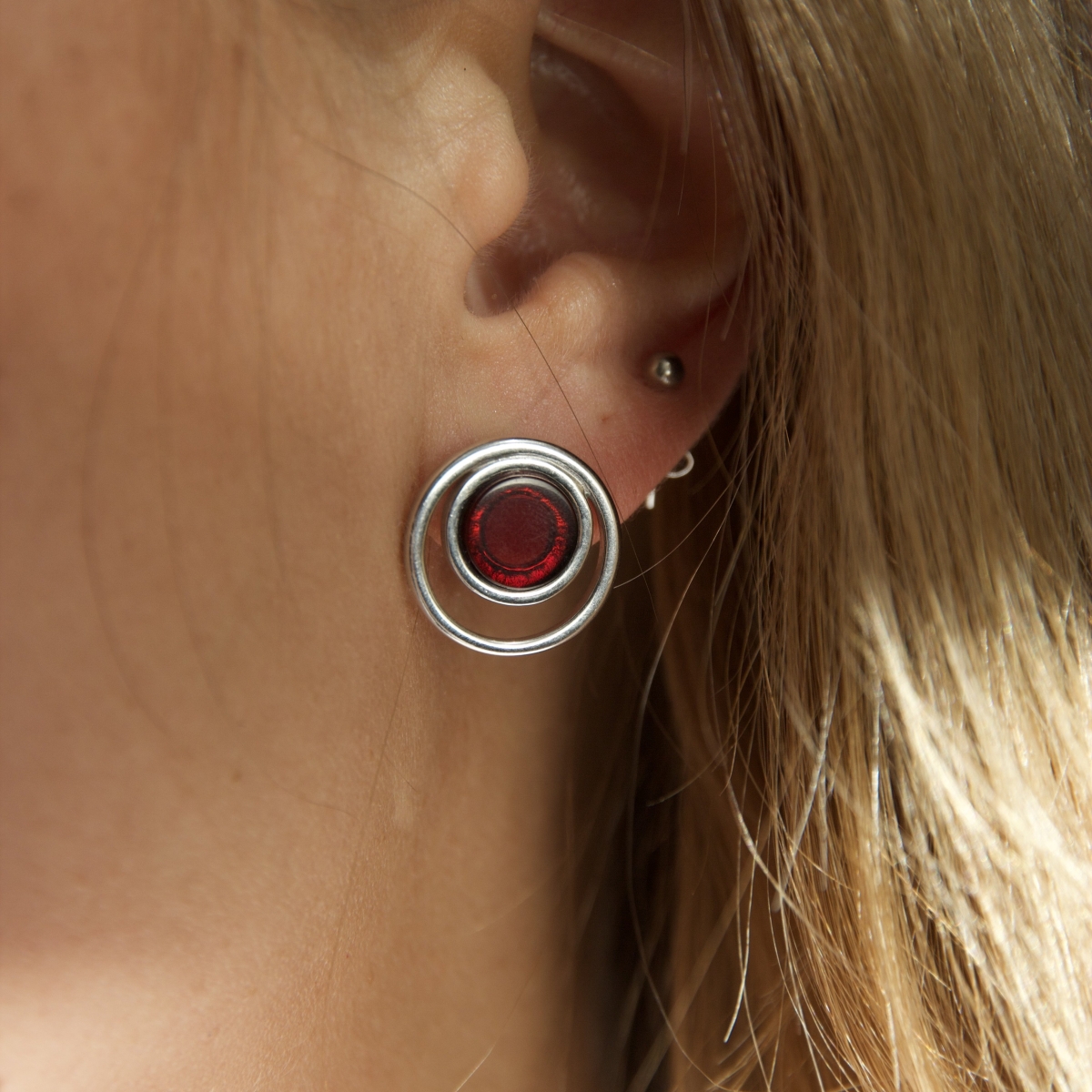 Серебряные серьги с янтарём E9171SV