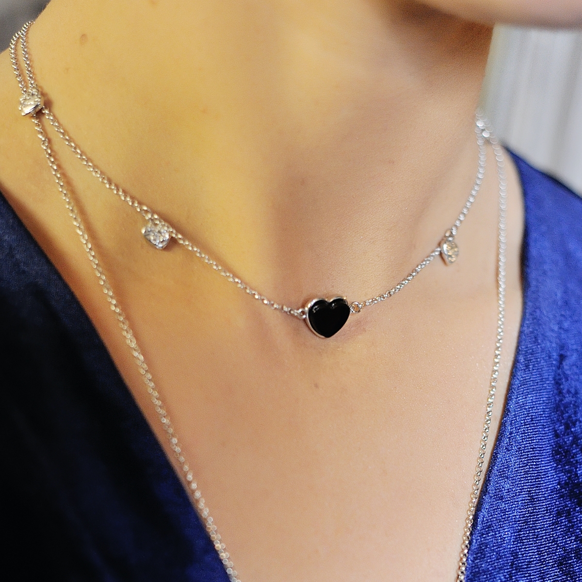 Silver necklace with amber N9209SV Silver necklace with amber N9209SV