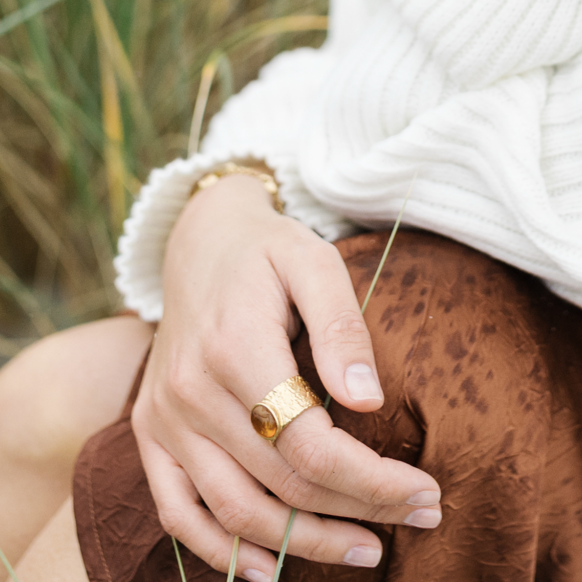 Silver ring with amber R30004ZK