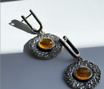 Silver earrings with amber Е32004CK Silver earrings with amber Е32004CK