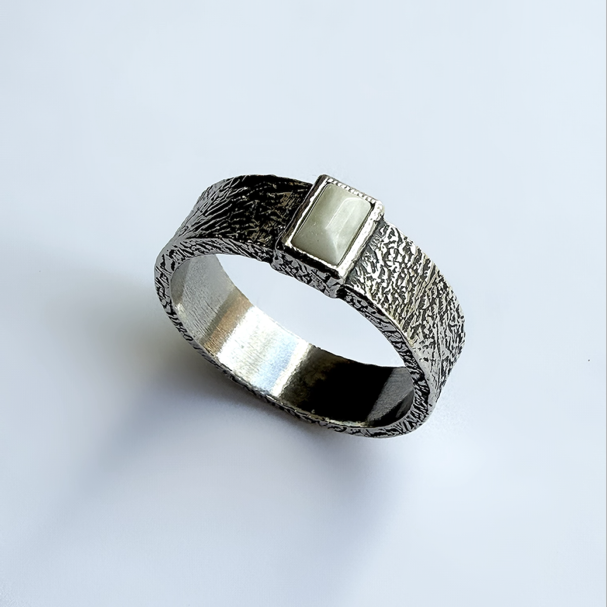Silver ring with amber R30002CК