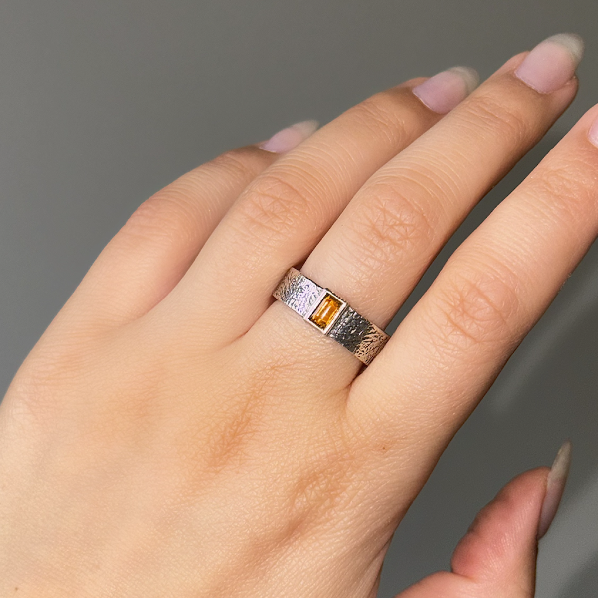 Silver ring with amber R30002CК Silver ring with amber R30002CК