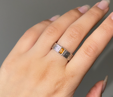Silver ring with amber R30002CК Silver ring with amber R30002CК