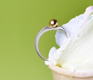 Silver ring with amber R50212Z