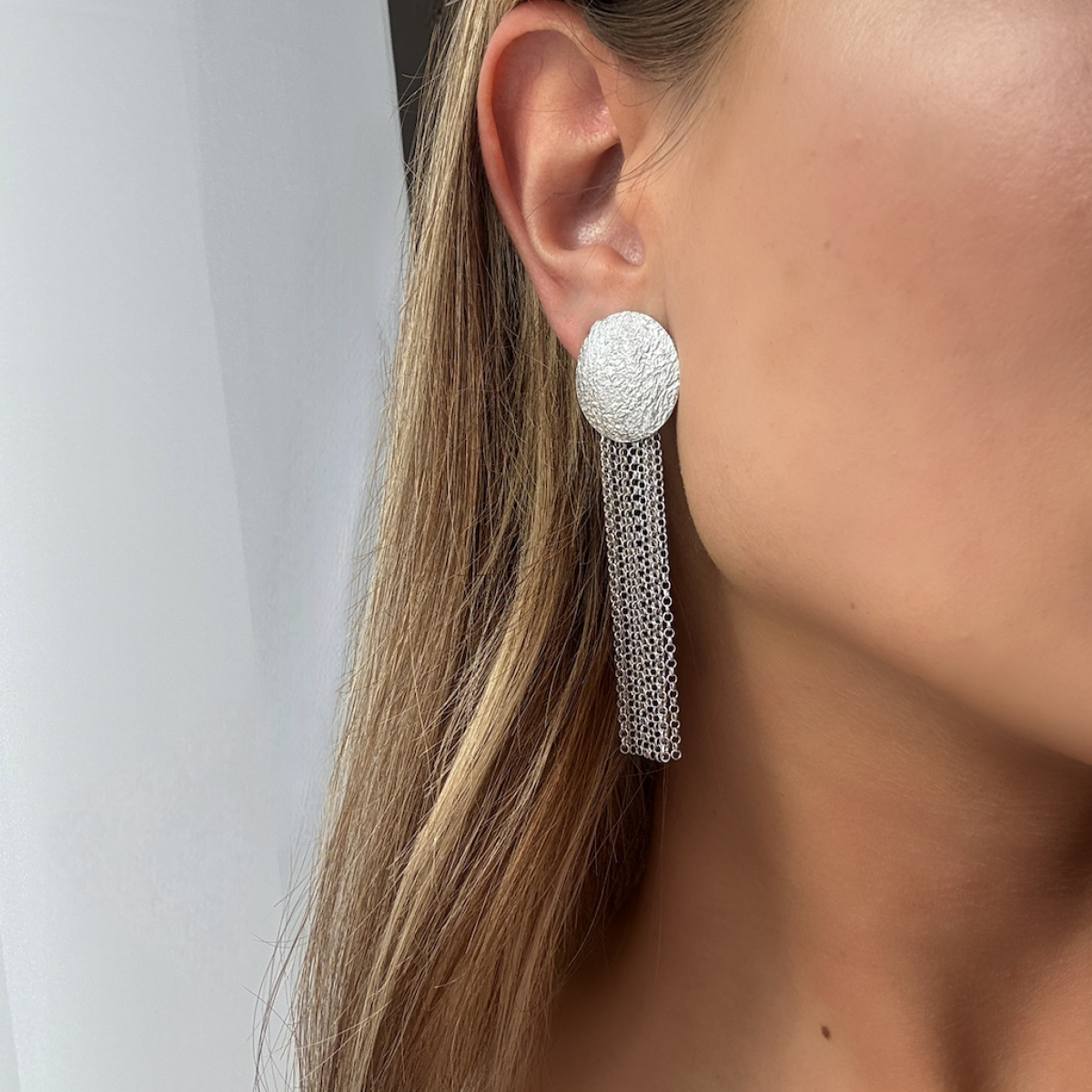 Silver earrings with amber E30016R