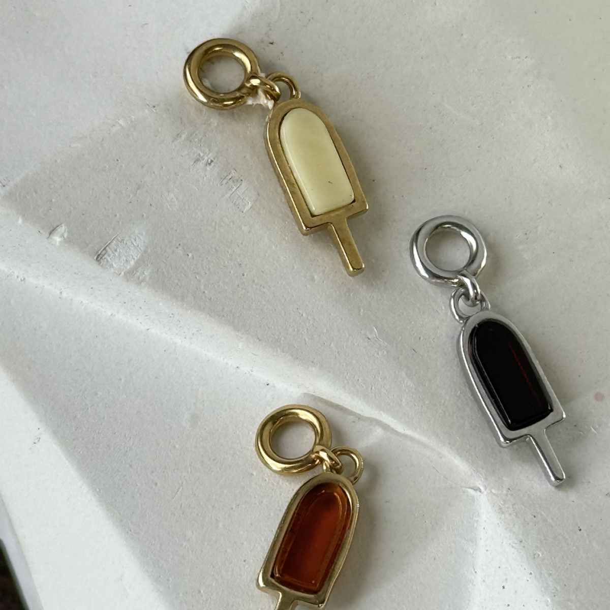 Silver Pendant with Natural E7003RV