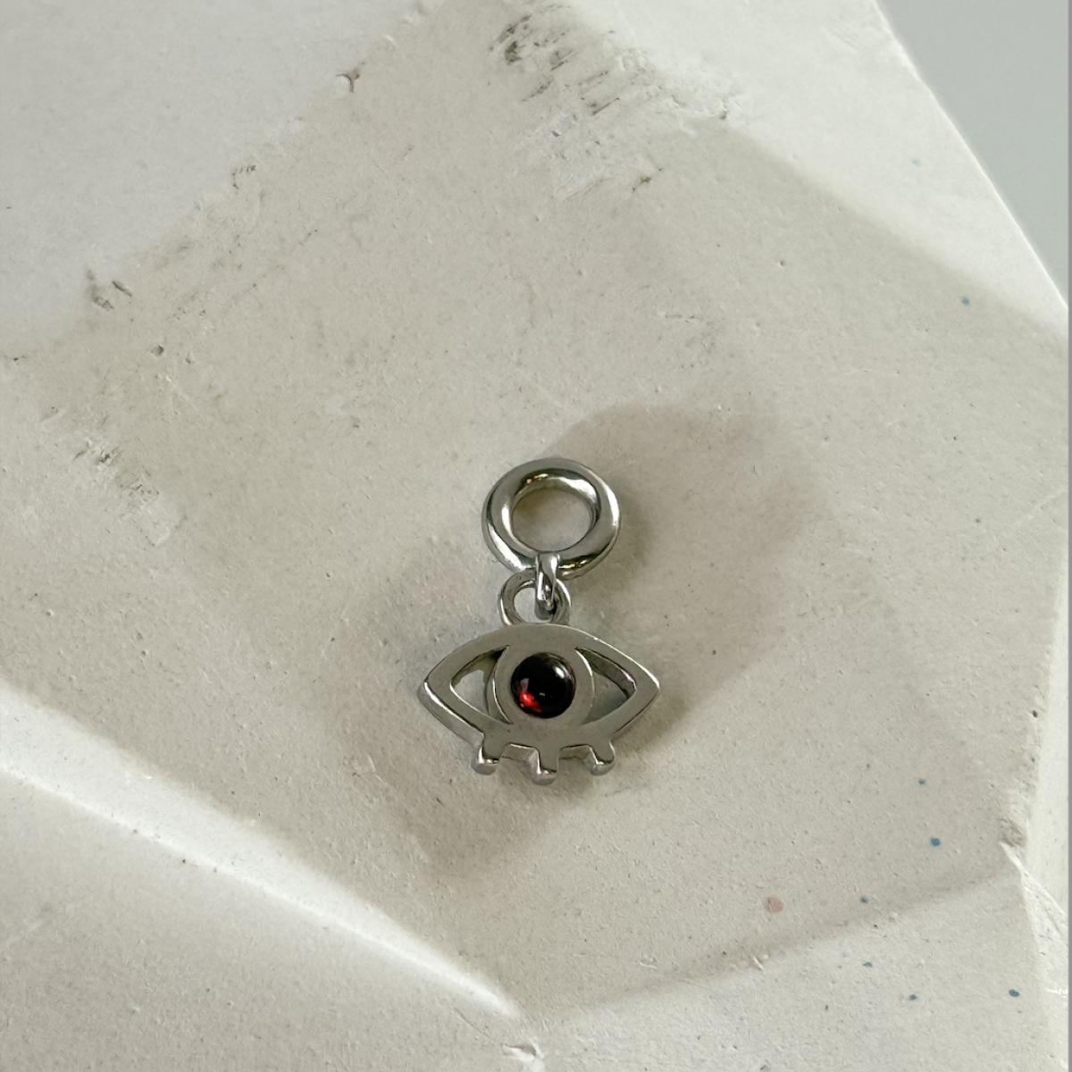 Silver Pendant with Natural E7011RV