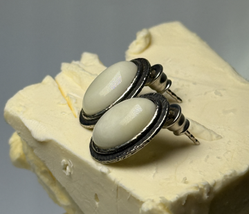 Silver earrings with amber E31022CM