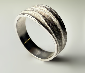 Silver ring with amber R30029R