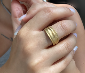 Silver ring with amber R3029Z