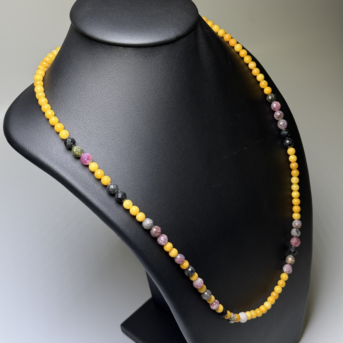 Silver necklace with amber SSBE10079 Silver necklace with amber SSBE10079