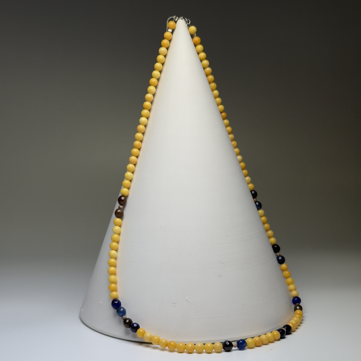 Silver necklace with amber SSBE10078 Silver necklace with amber SSBE10078