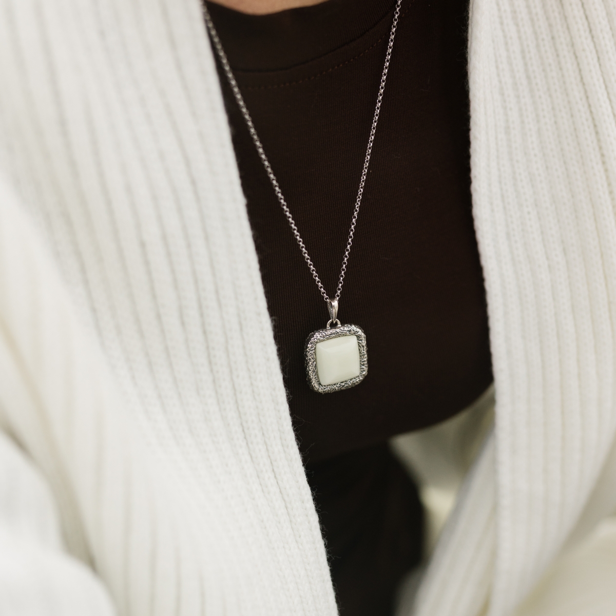 Silver earrings with amber P30011СМ