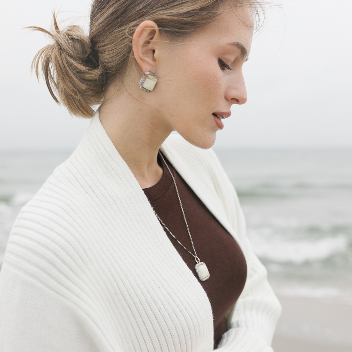 Silver earrings with amber P30011СМ