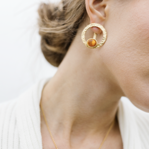 Серебряные серьги с янтарем E31004ZK