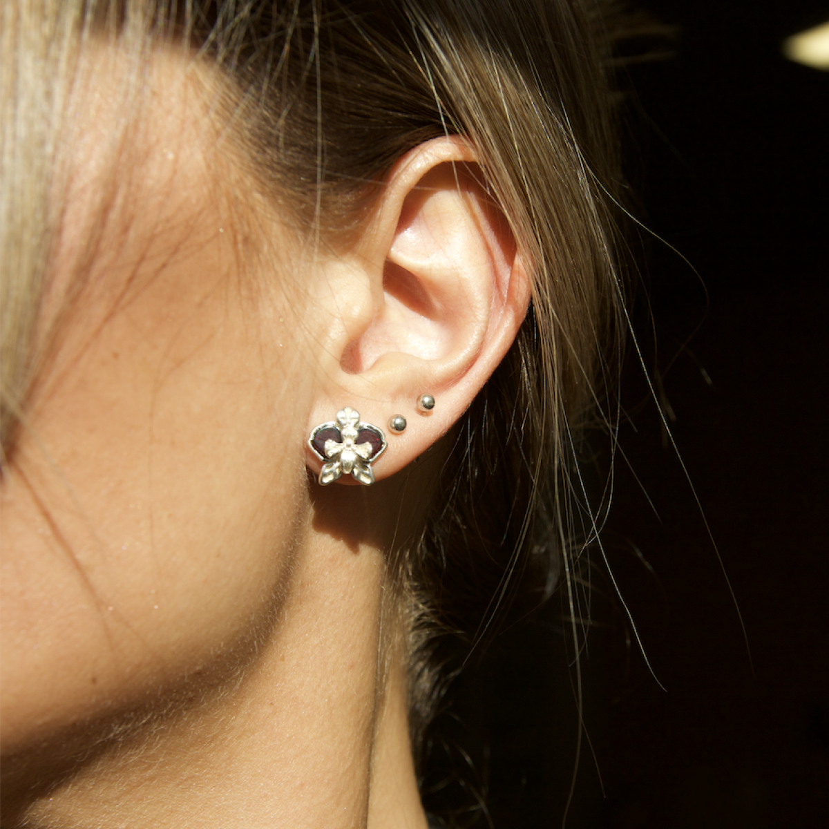 Silver earrings with amber E9212SV