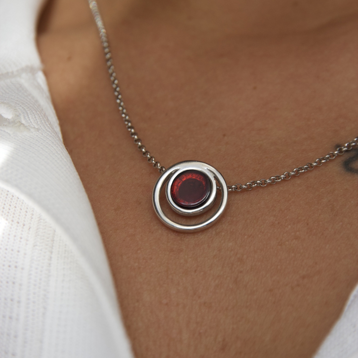 Silver pendant with amber P9171SV