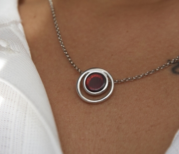 Silver pendant with amber P9171SV