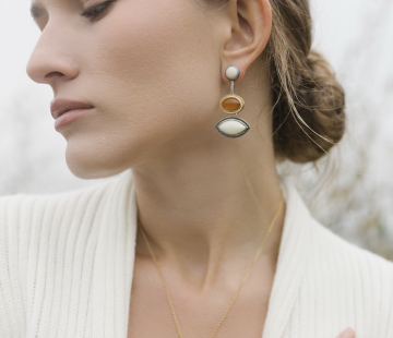 Silver earrings with amber E30022FO Silver earrings with amber E30022FO