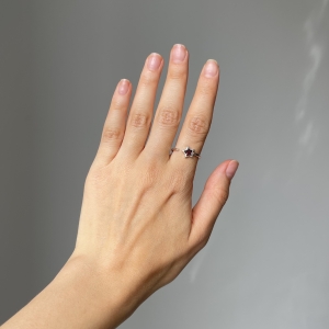 Silver ring with amber R10010-1RV