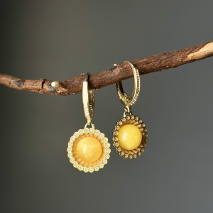 Серебряные серьги с янтарём E000022ZM