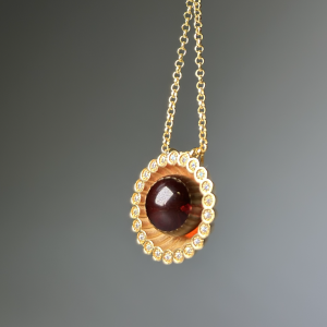 Кулон серебряный с янтарём P000022ZK Кулон серебряный с янтарём P000022ZK