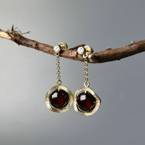 Серебряные серьги с янтарём E000023ZK