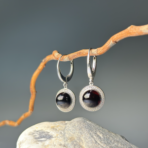 Серебряные серьги с янтарём E000021RV