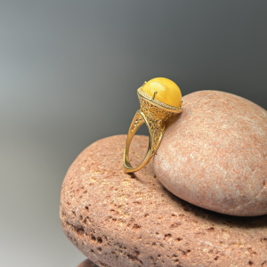 Кольцо серебряное с янтарём R000025ZM