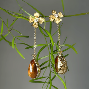 Серебряные серьги с янтарём E000041ZK Серебряные серьги с янтарём E000041ZK