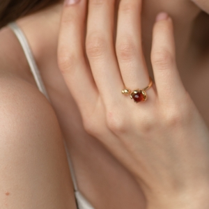 Кольцо серебряное с янтарём R9221ZK Кольцо серебряное с янтарём R9221ZK