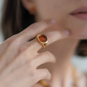 Кольцо серебряное с янтарём R9230ZK